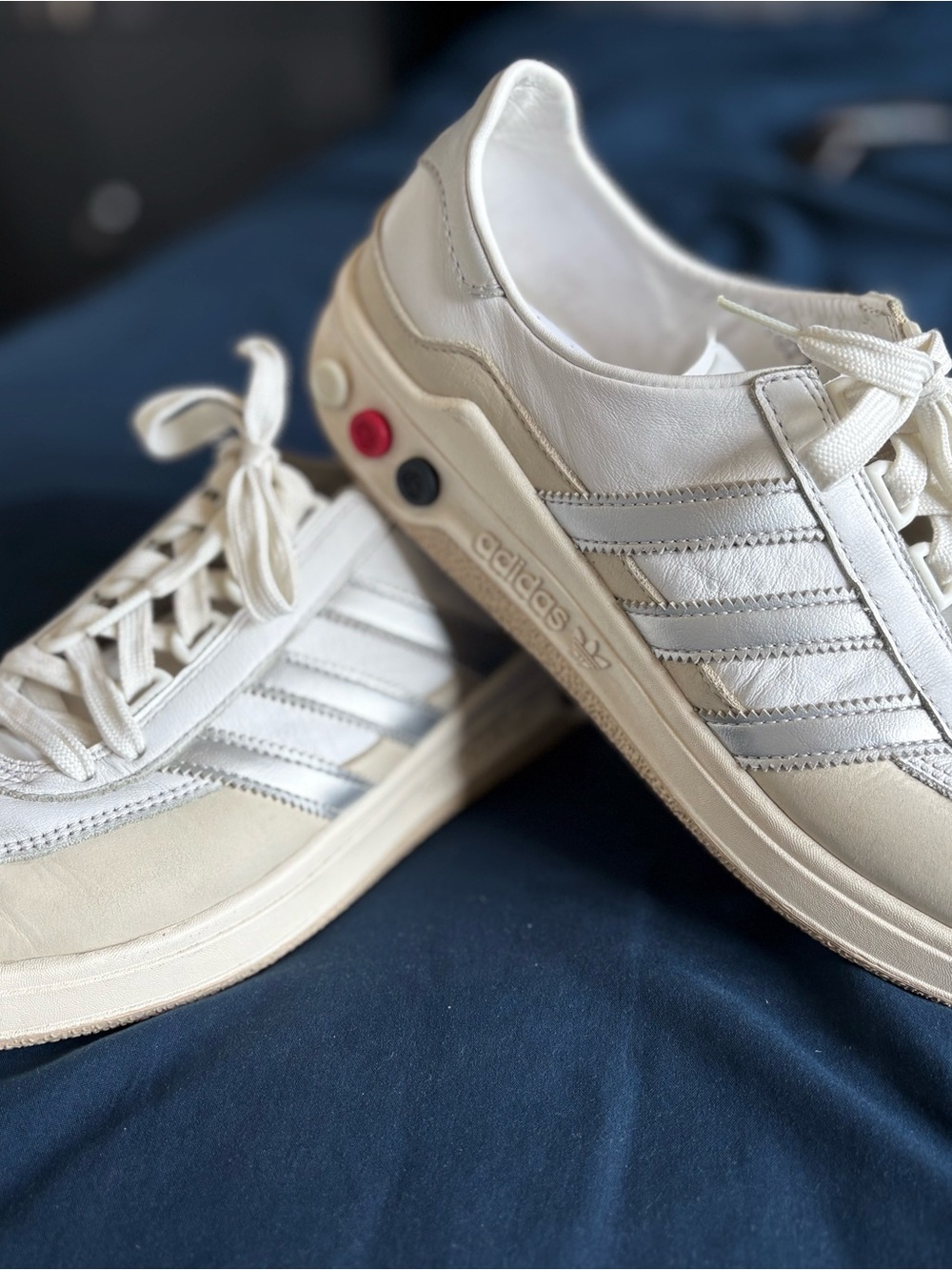 adidas Galaxy Spezial trainers size US8